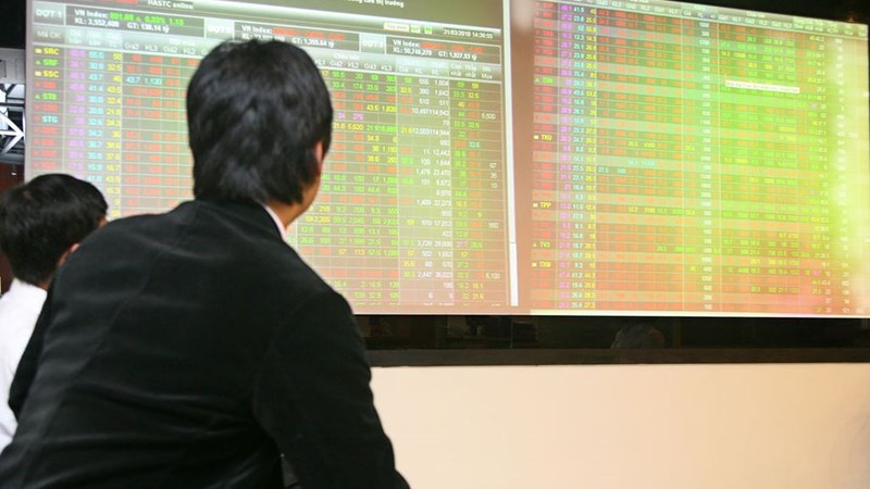 Đối thoại: “Bước ngoặt thị trường trái phiếu doanh nghiệp sau Nghị định 65”